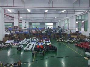 只剩100萬養(yǎng)活900名工人，外貿(mào)工廠的生存之路 轉(zhuǎn)向國(guó)內(nèi)貿(mào)易代理